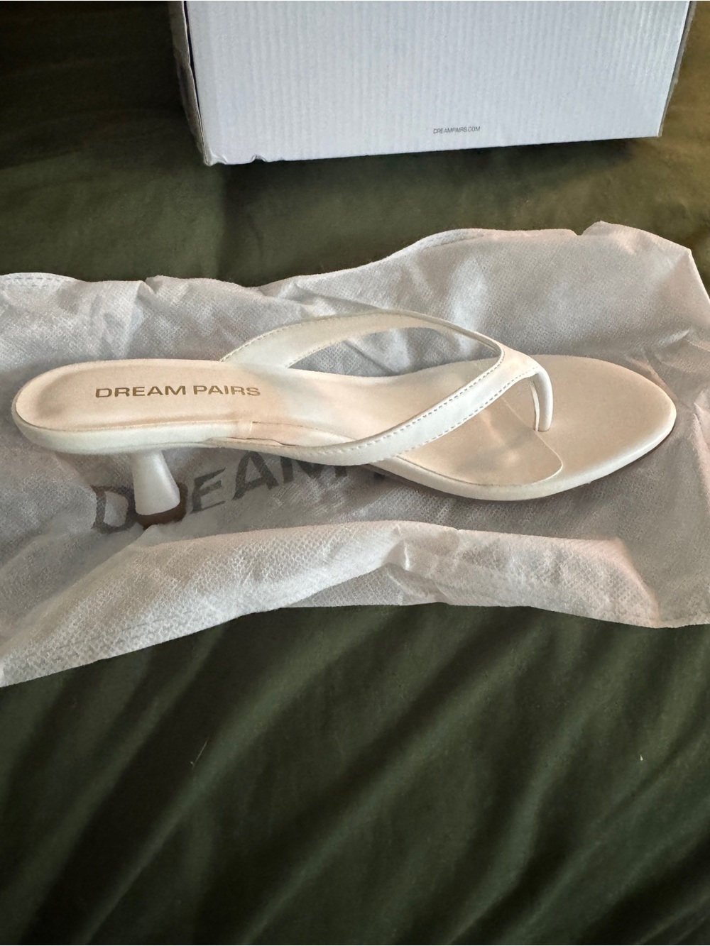 Dream Pairs White Kitten-Heel Thong Mules - Picture 3 of 4